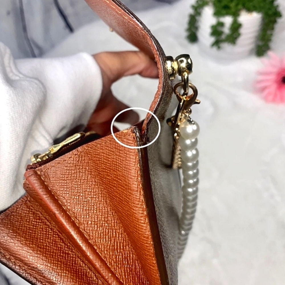 🌺 Louis Vuitton Long Portefeuille Sarah Wallet on Chain Pre-owned WOC - Picture 12 of 16